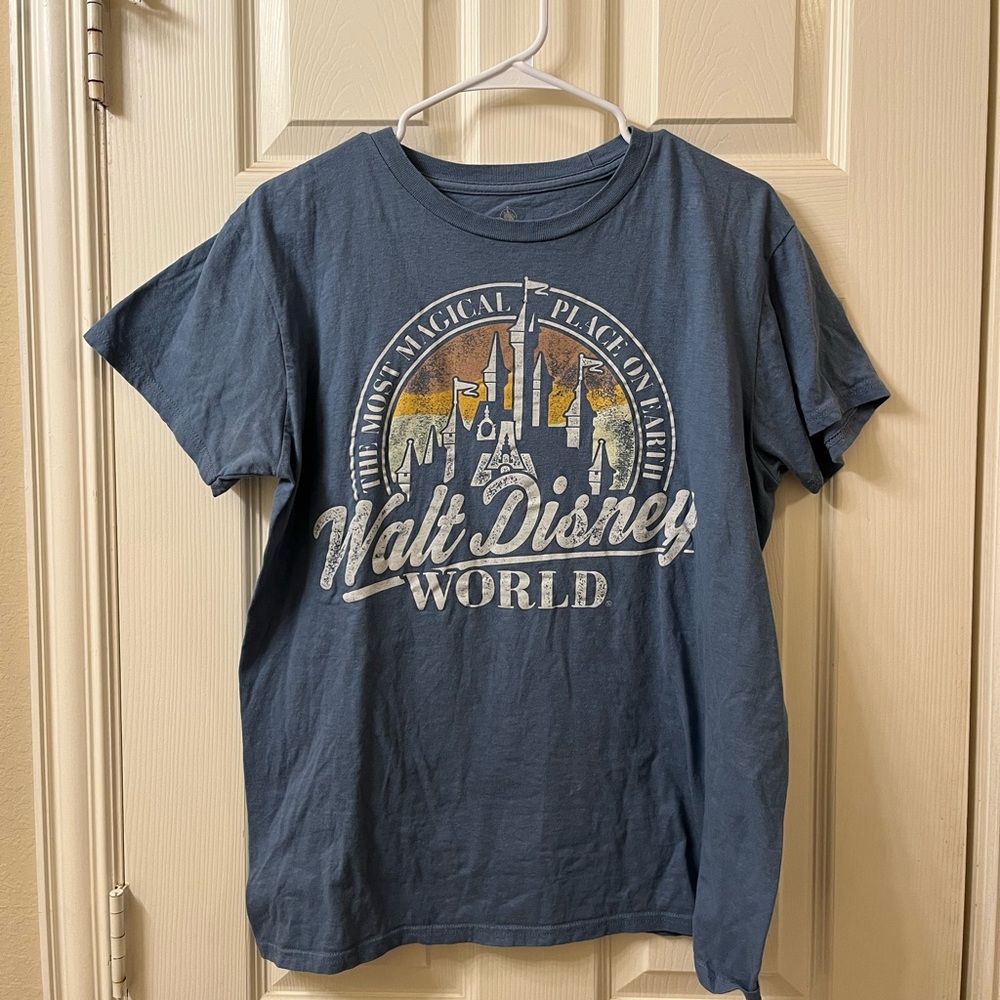 WALT DISNEY WORLD CASTLE TSHIRT